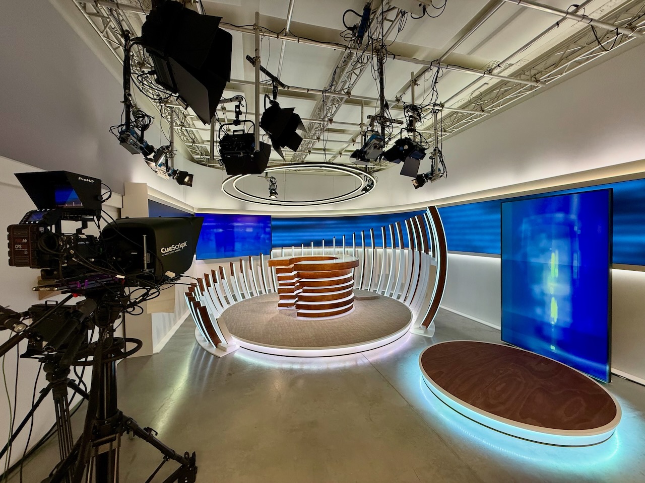 TV-studio met akoestisch plafond